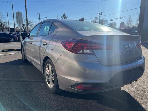 2020 Hyundai ELANTRA Value Edition