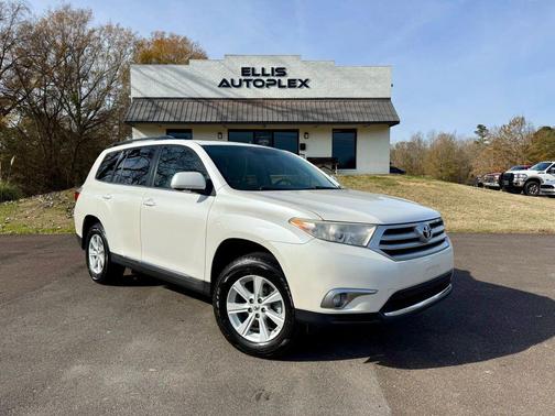 2012 Toyota Highlander SE