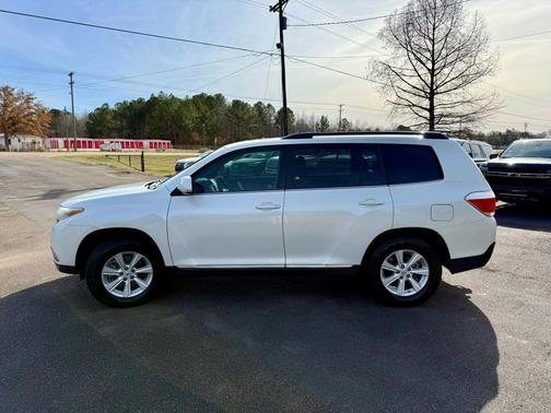 2012 Toyota Highlander SE