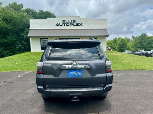 2020 Toyota 4Runner SR5