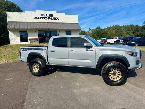 2017 Toyota Tacoma Base