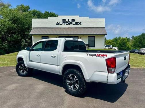 2016 Toyota Tacoma TRD Sport