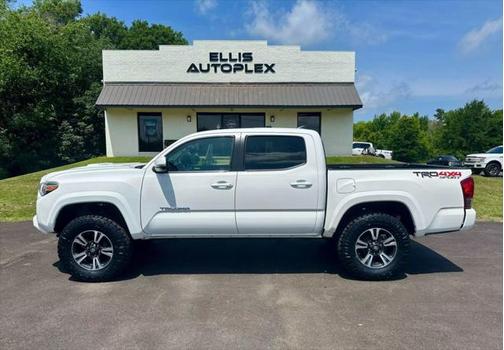2016 Toyota Tacoma TRD Sport