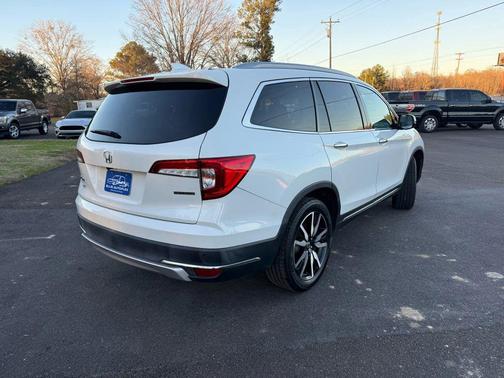 2021 Honda Pilot Touring 8-Passenger