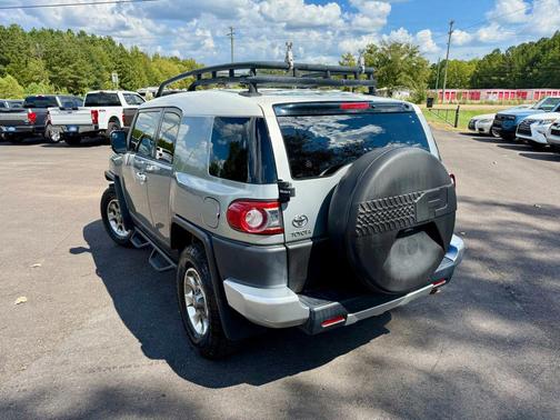 2012 Toyota FJ Cruiser Base