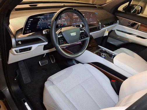 2026 Cadillac VISTIQ Luxury