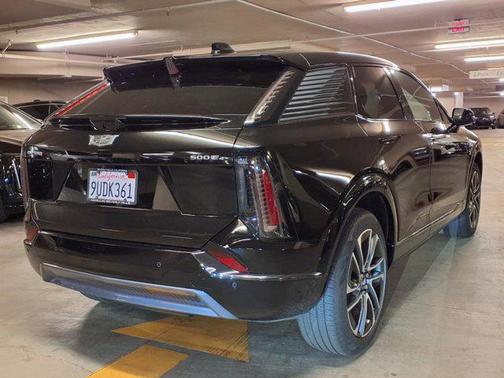 2025 Cadillac OPTIQ Sport 2 AWD
