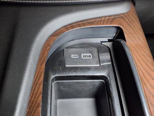 2023 Cadillac Escalade ESV Premium Luxury Platinum