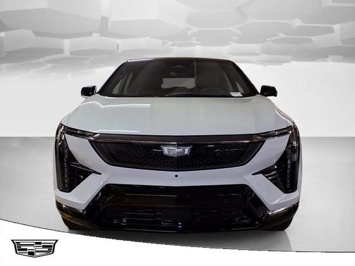 Vibrant White Tricoat 2026 Cadillac OPTIQ Premium Sport