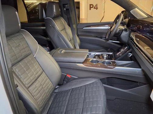 2026 Cadillac Escalade Sport Platinum