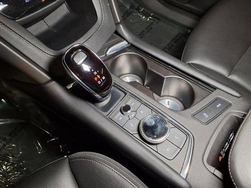 2022 Cadillac XT6 Premium Luxury FWD