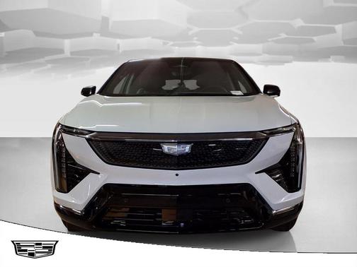 Vibrant White Tricoat 2026 Cadillac OPTIQ Sport