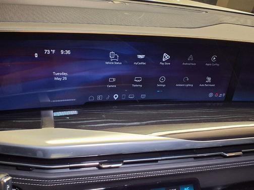 Crystal White Tricoat 2025 Cadillac Escalade Sport