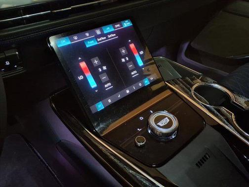 2026 Cadillac Escalade IQ Luxury