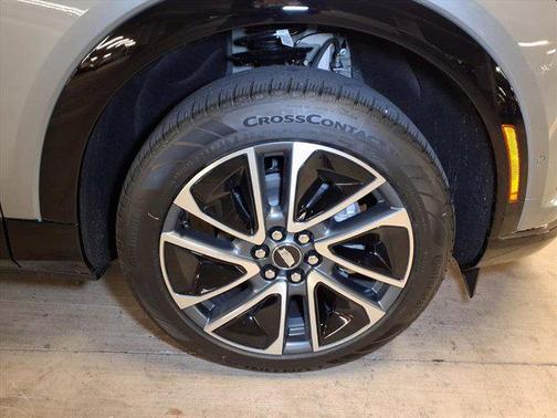 2026 Cadillac OPTIQ Premium Sport