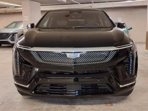 2025 Cadillac OPTIQ Luxury 2 AWD