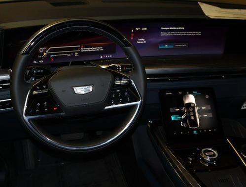 2025 Cadillac Escalade IQ Sport 2