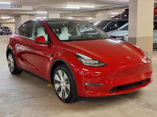 2022 Tesla Model Y Long Range Dual Motor All-Wheel Drive