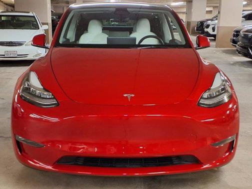 2022 Tesla Model Y Long Range Dual Motor All-Wheel Drive