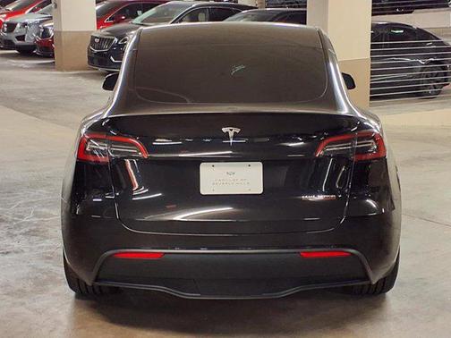 2023 Tesla Model Y Performance Dual Motor All-Wheel Drive