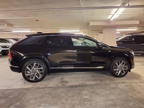Black Raven 2026 Cadillac OPTIQ Luxury