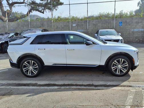 2026 Cadillac LYRIQ Luxury