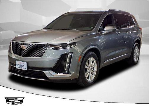 2022 Cadillac XT6 Luxury FWD