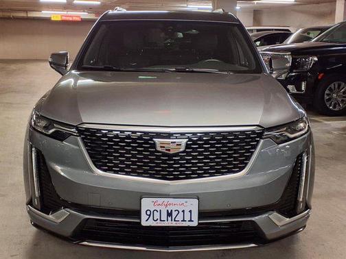 2022 Cadillac XT6 Luxury FWD