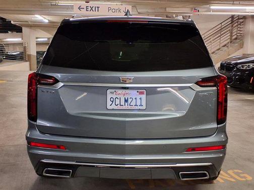 2022 Cadillac XT6 Luxury FWD