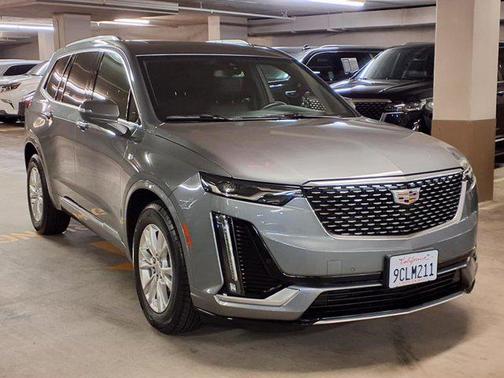 2022 Cadillac XT6 Luxury FWD