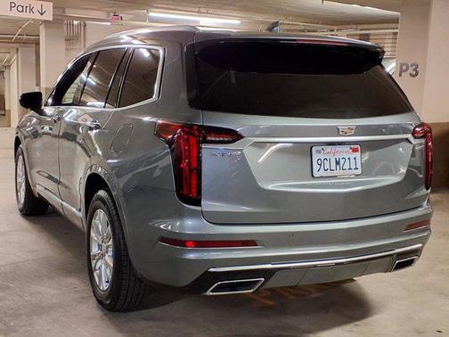 2022 Cadillac XT6 Luxury FWD