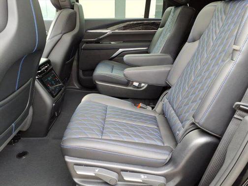 2026 Cadillac Escalade IQL Luxury