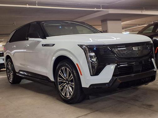 Vibrant White Tricoat 2026 Cadillac Escalade IQ Sport