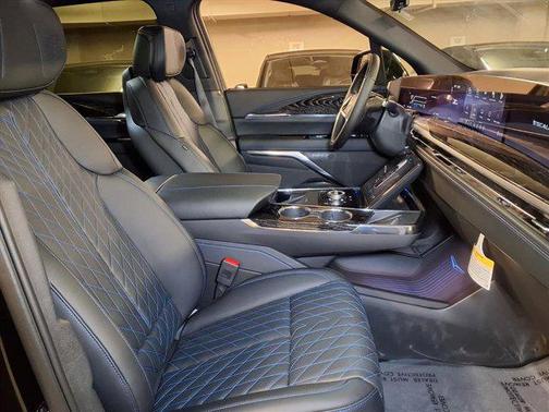 2026 Cadillac Escalade IQ Luxury