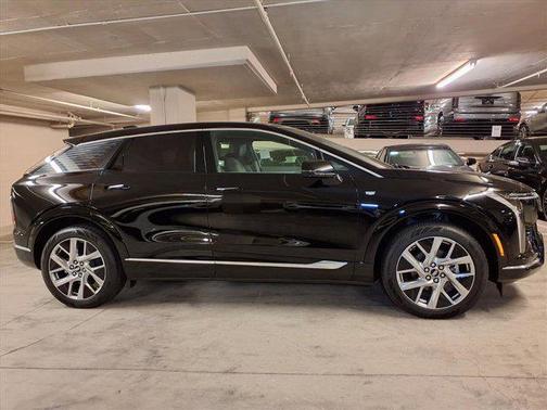 2025 Cadillac OPTIQ Luxury