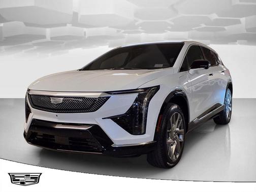 Vibrant White Tricoat 2026 Cadillac OPTIQ Luxury