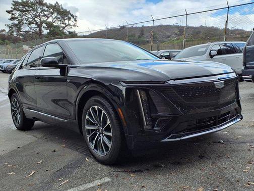 2026 Cadillac LYRIQ Sport