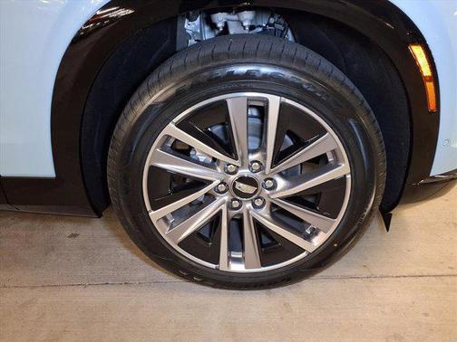 2026 Cadillac VISTIQ Sport