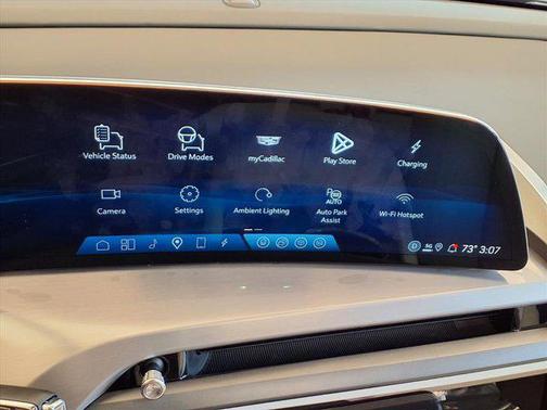 2026 Cadillac VISTIQ Luxury