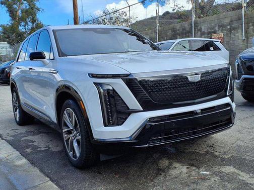 2026 Cadillac VISTIQ Sport