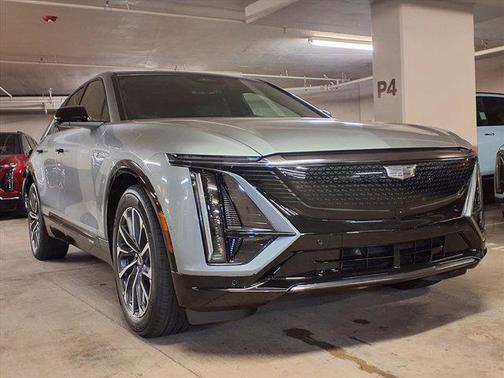 2025 Cadillac LYRIQ Sport
