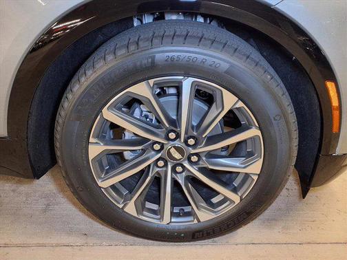 2025 Cadillac LYRIQ Sport