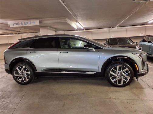 2026 Cadillac OPTIQ Luxury