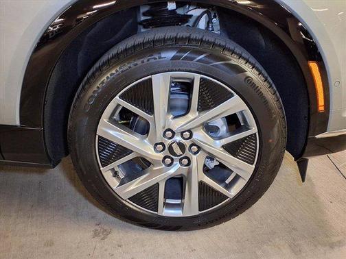 2026 Cadillac OPTIQ Luxury