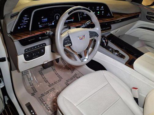 2024 Cadillac Escalade Premium Luxury Platinum