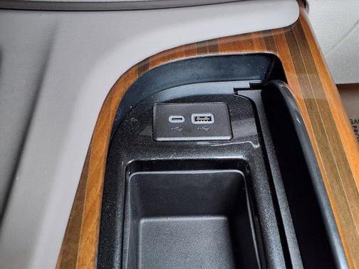 2024 Cadillac Escalade Premium Luxury Platinum