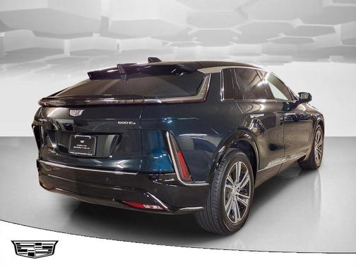 Emerald Lake Metallic 2024 Cadillac LYRIQ Luxury