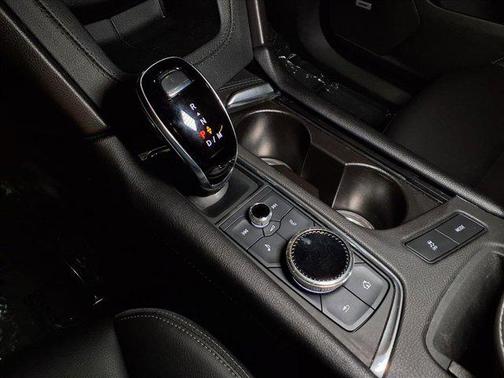 2023 Cadillac XT6 Luxury FWD