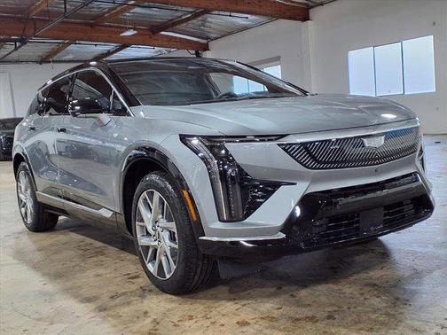 2026 Cadillac OPTIQ Premium Luxury