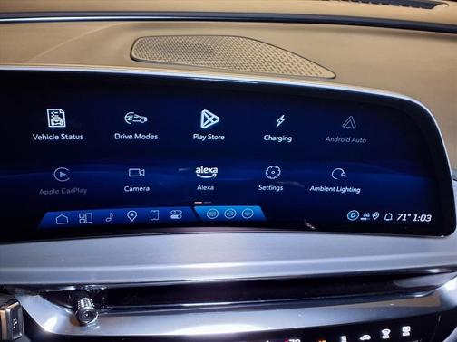 2025 Cadillac LYRIQ Sport